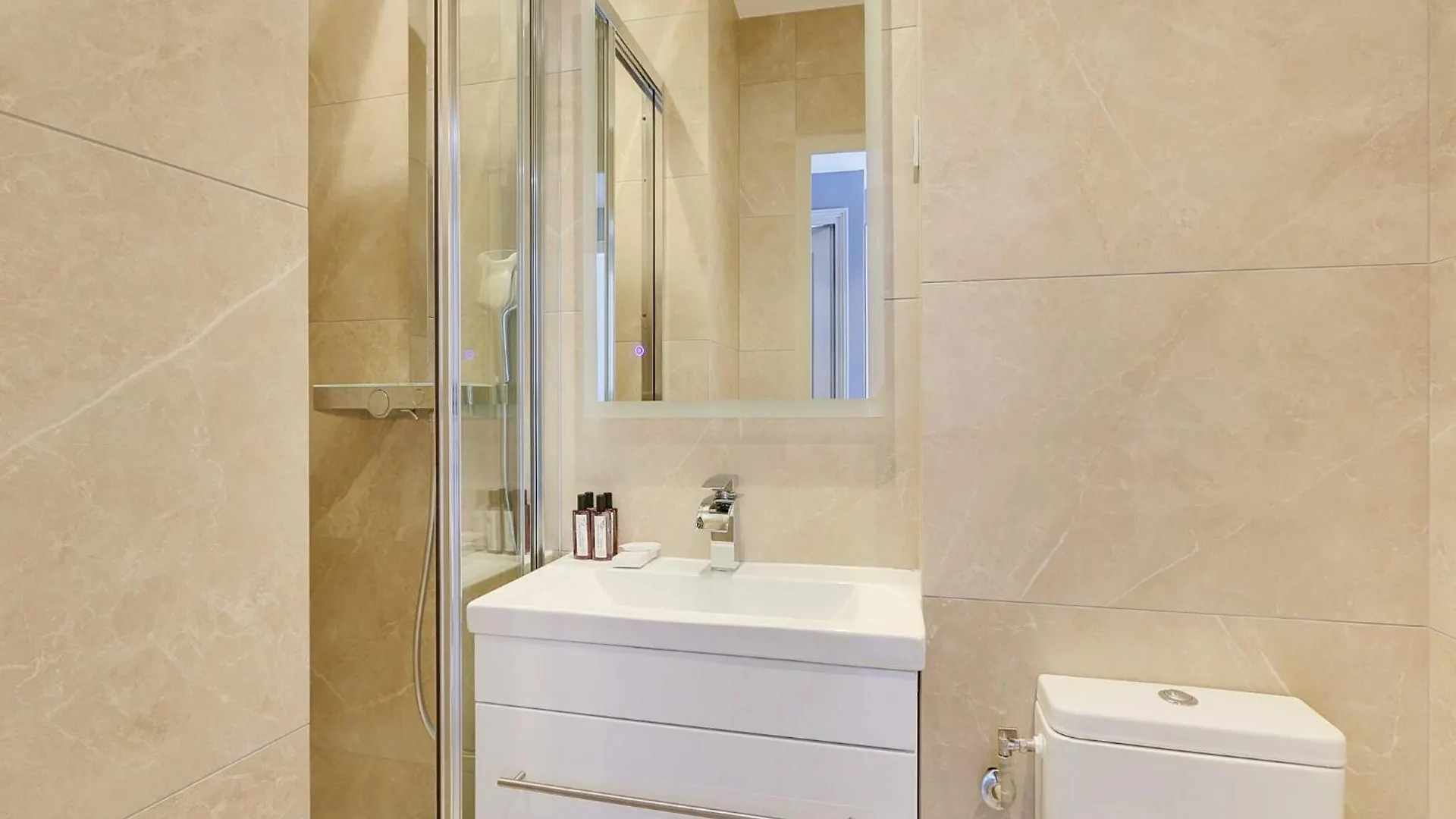 Beautiful Apartment - 2Br 6P - Pere-Lachaise Paris