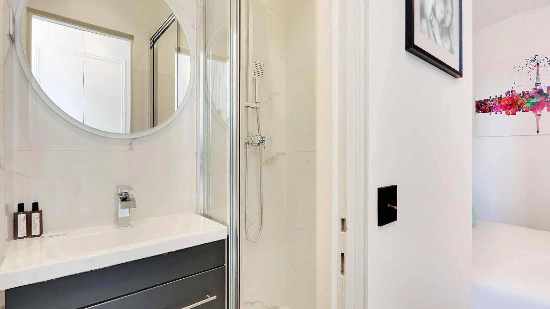 Beautiful Apartment - 2Br 6P - Pere-Lachaise Paris 0*,  France